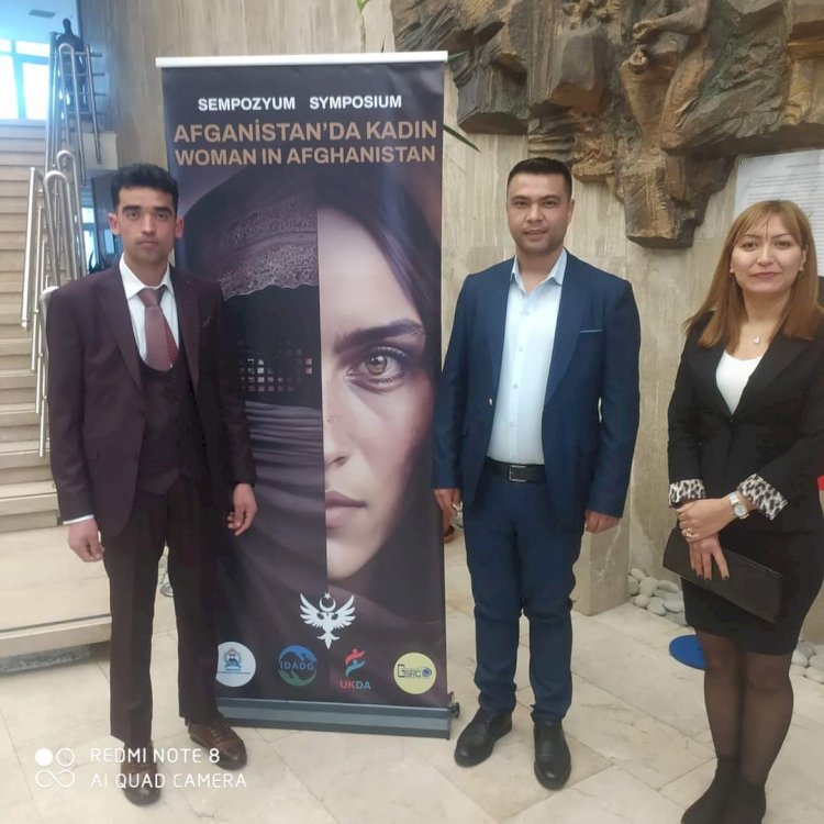 Kadın sempozyumuna katılım